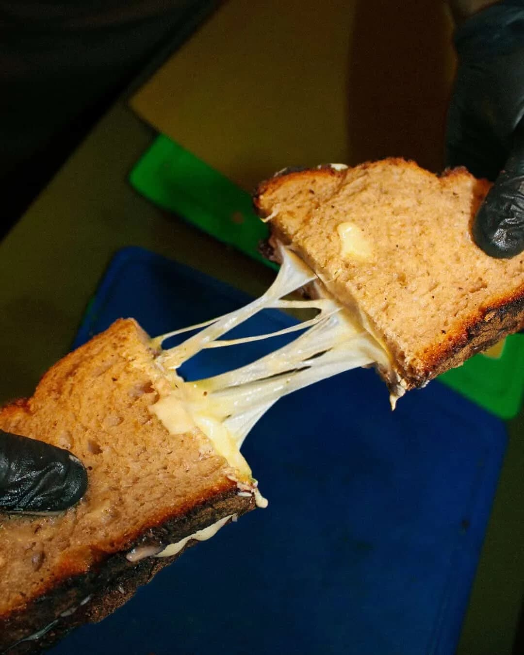 CHEESE DWICH